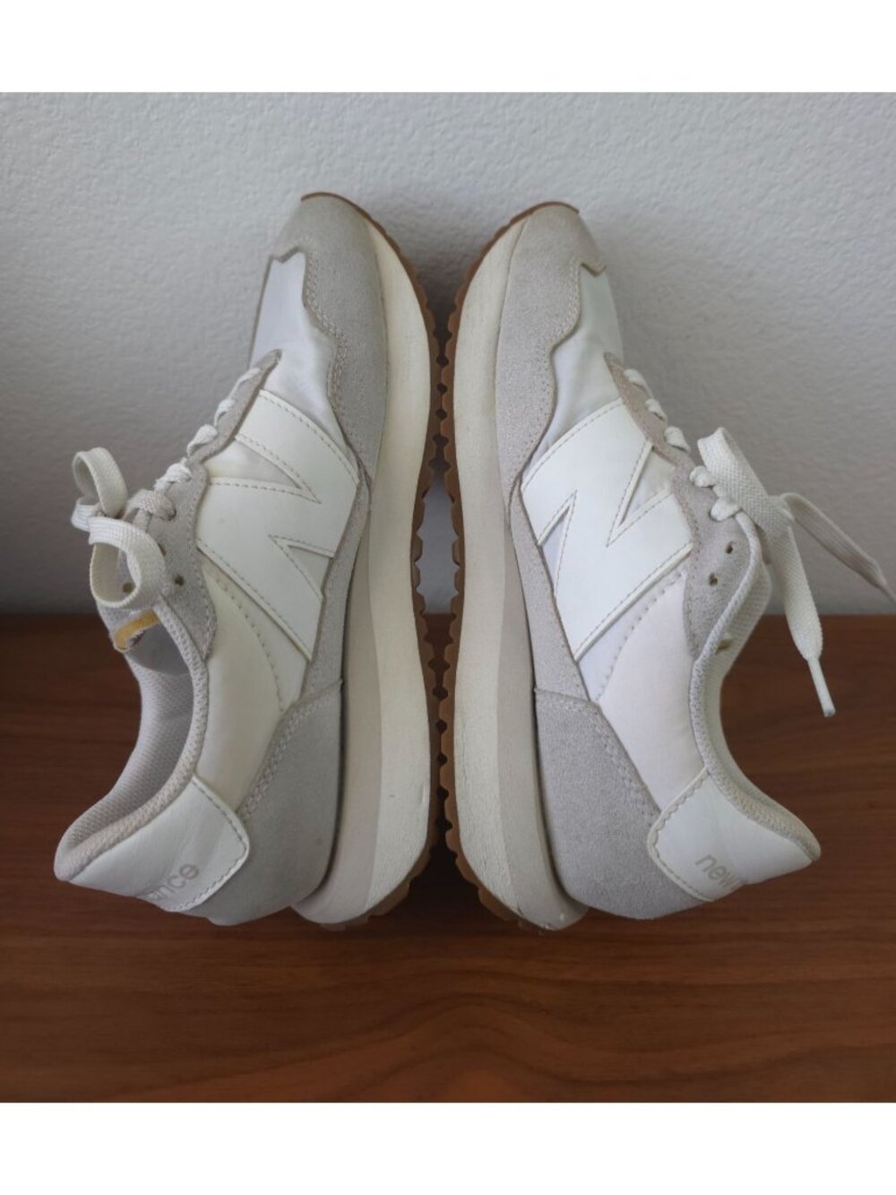 New Balance 237 V1 Nimbus Cloud Off-White & Gray Sneakers 6M/7.5W - WS237NN - Picture 4 of 12